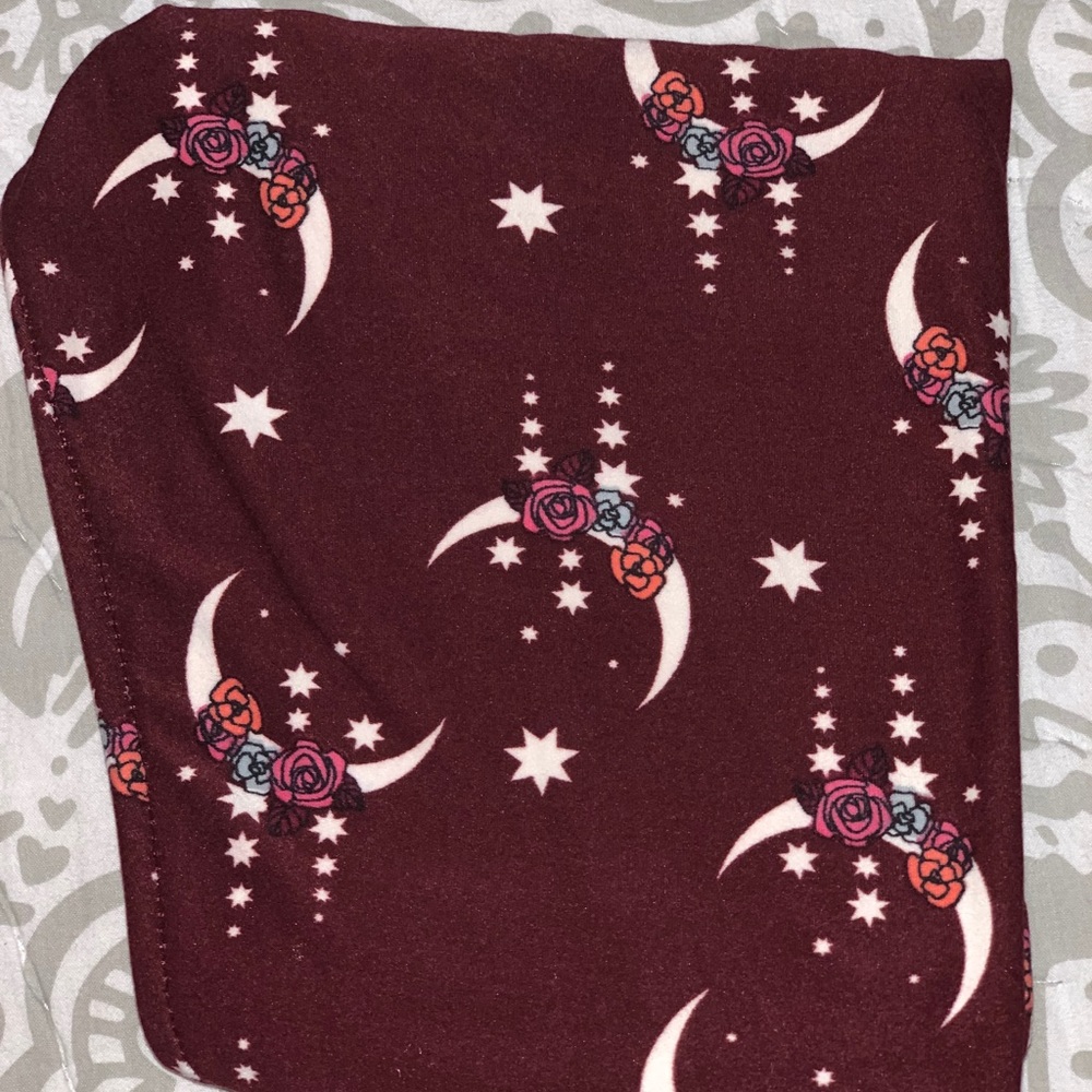 NWOT LuLaRoe OS Leggings